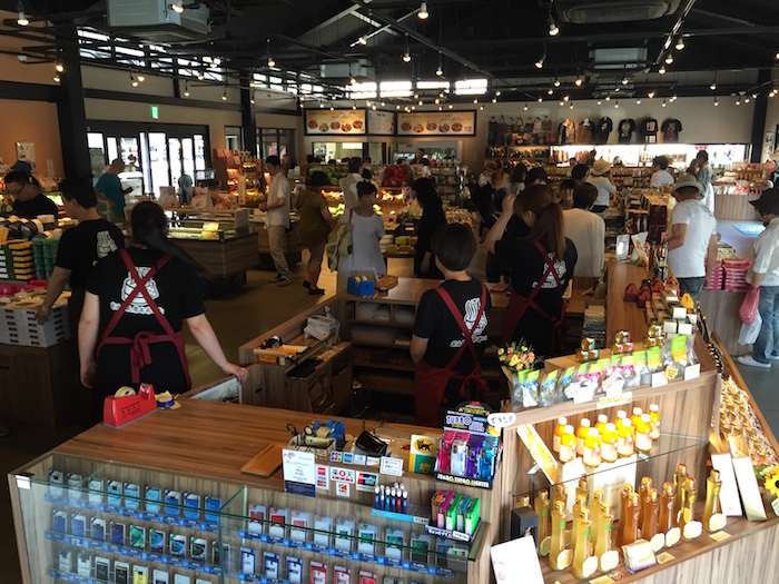 日乃新店内写真