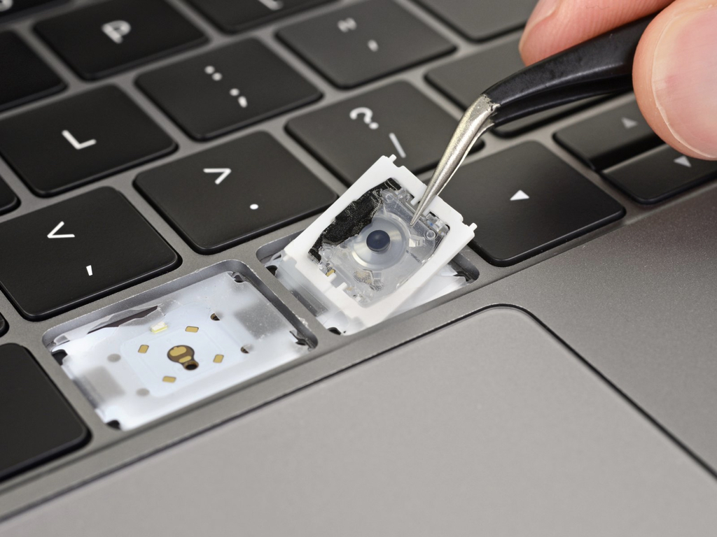 MacBook Pro(2019)をiFixitが分解。バタフライキーボードの変更点